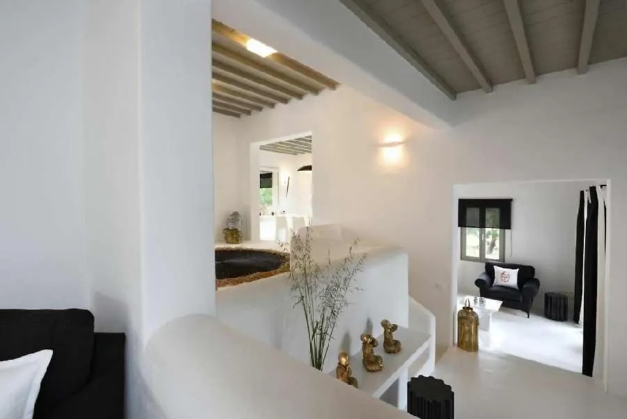 Stunning 4Bed Villa With Pool In Kalafatis Spilia Mykonos Town