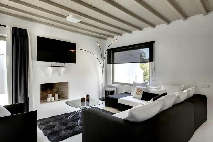 Stunning 4Bed Villa With Pool In Kalafatis Spilia Mykonos Town
